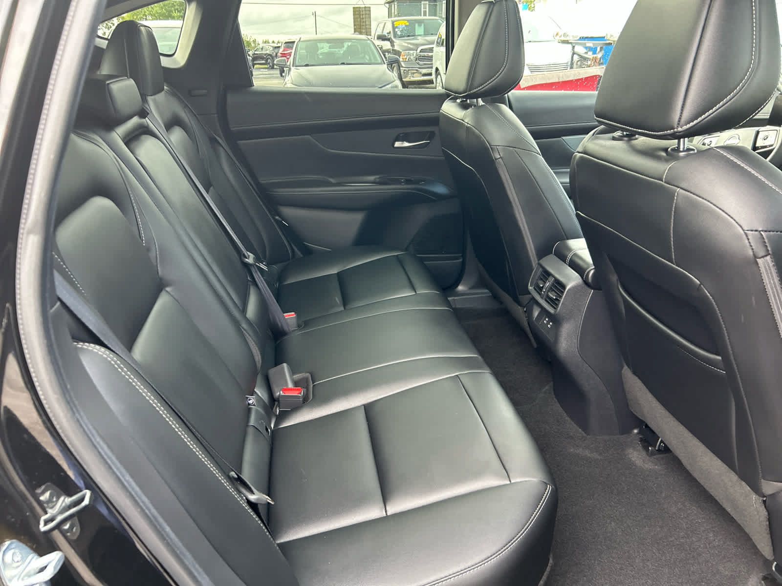 Used 2025 Nissan Murano SL AWD/4WD image 28