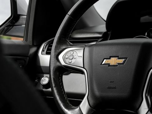 Used 2020 Chevrolet Tahoe LS RWD image 16