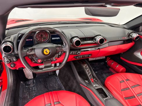 Used 2023 Ferrari 812 GTS RWD image 12