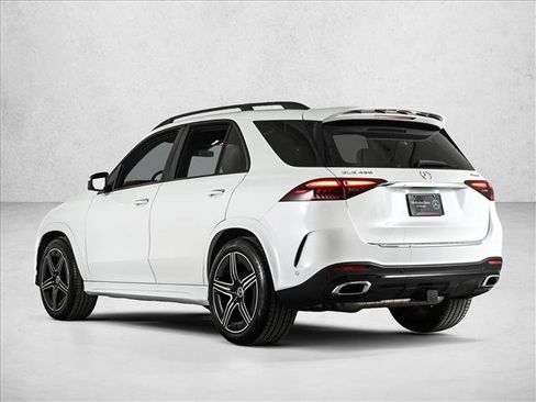 Certified 2025 Mercedes-Benz GLE 450 4MATIC image 8