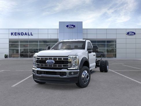 New 2026 Ford F600 4x4 Regular Cab Super Duty w/ XLT Value Package image 2