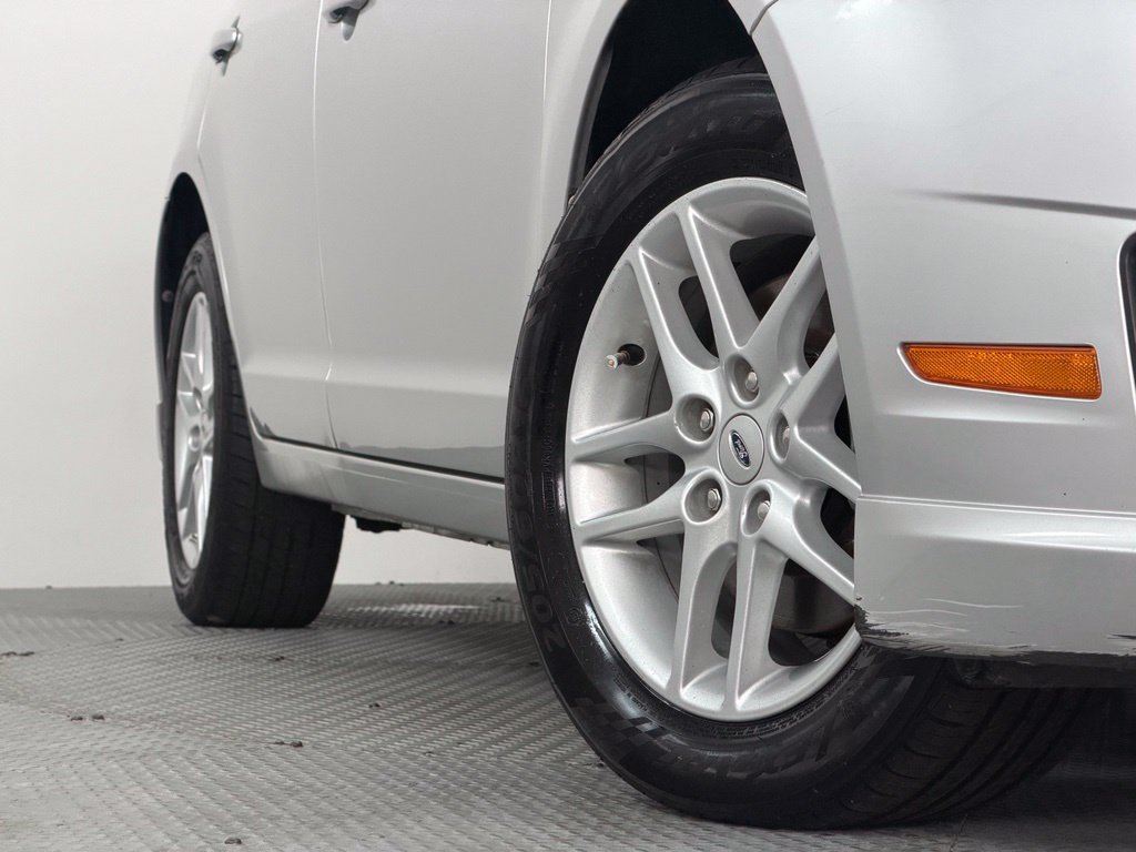 Used 2012 Ford Fusion S FWD image 15