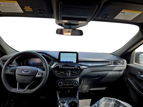 Used 2025 Ford Escape ST-Line AWD/4WD image 13