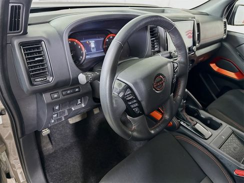Certified 2022 Nissan Frontier Pro-X image 19