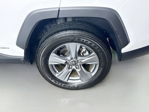 Certified 2024 Toyota RAV4 XLE AWD/4WD image 20