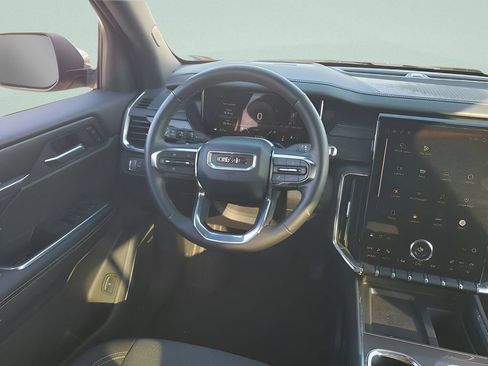 Used 2025 GMC Acadia Elevation image 15