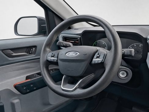 Used 2023 Ford Maverick XLT FWD image 24