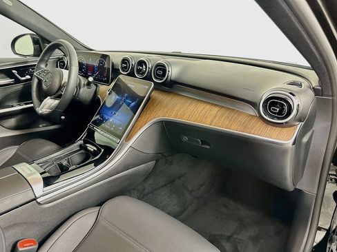 Used 2024 Mercedes-Benz C 300 4MATIC Sedan image 29