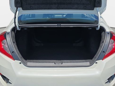 Used 2017 Honda Civic Touring image 12