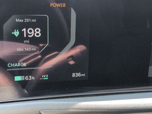 Used 2025 Kia EV6 Light w/ Light LR Technology Package RWD image 22