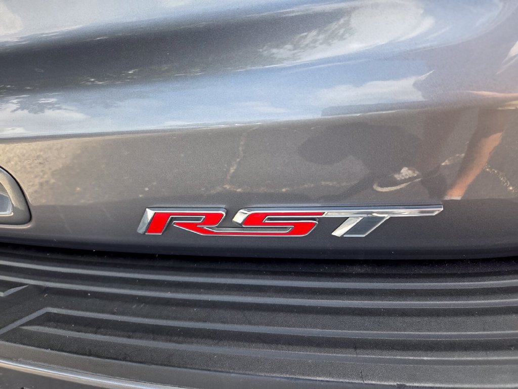 Used 2021 Chevrolet Suburban RST RWD image 12