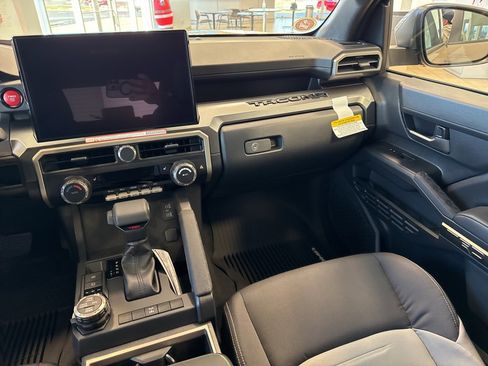 New 2026 Toyota Tacoma TRD Off-Road image 20