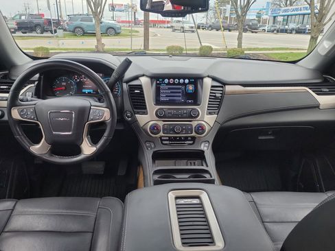 Used 2019 GMC Yukon Denali w/ Denali Ultimate Package image 11