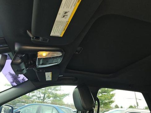 Used 2023 Dodge Durango GT image 10