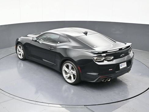 Used 2019 Chevrolet Camaro SS RWD image 44