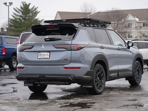 New 2026 Mitsubishi Outlander Trail Edition image 3