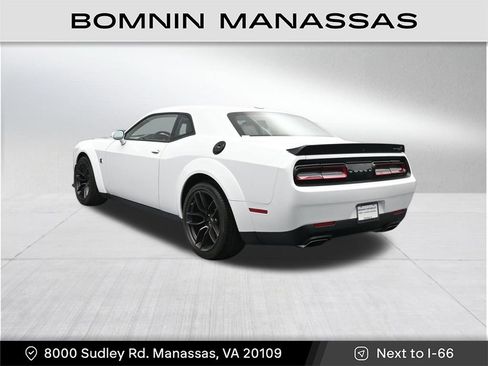 Used 2022 Dodge Challenger R/T Scat Pack RWD image 3