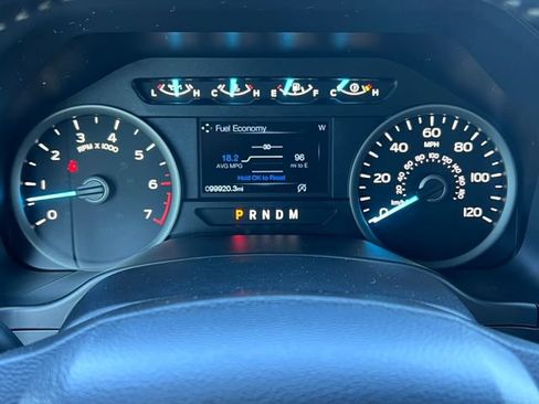 Used 2019 Ford F150 XLT w/ Equipment Group 302A Luxury AWD/4WD image 20