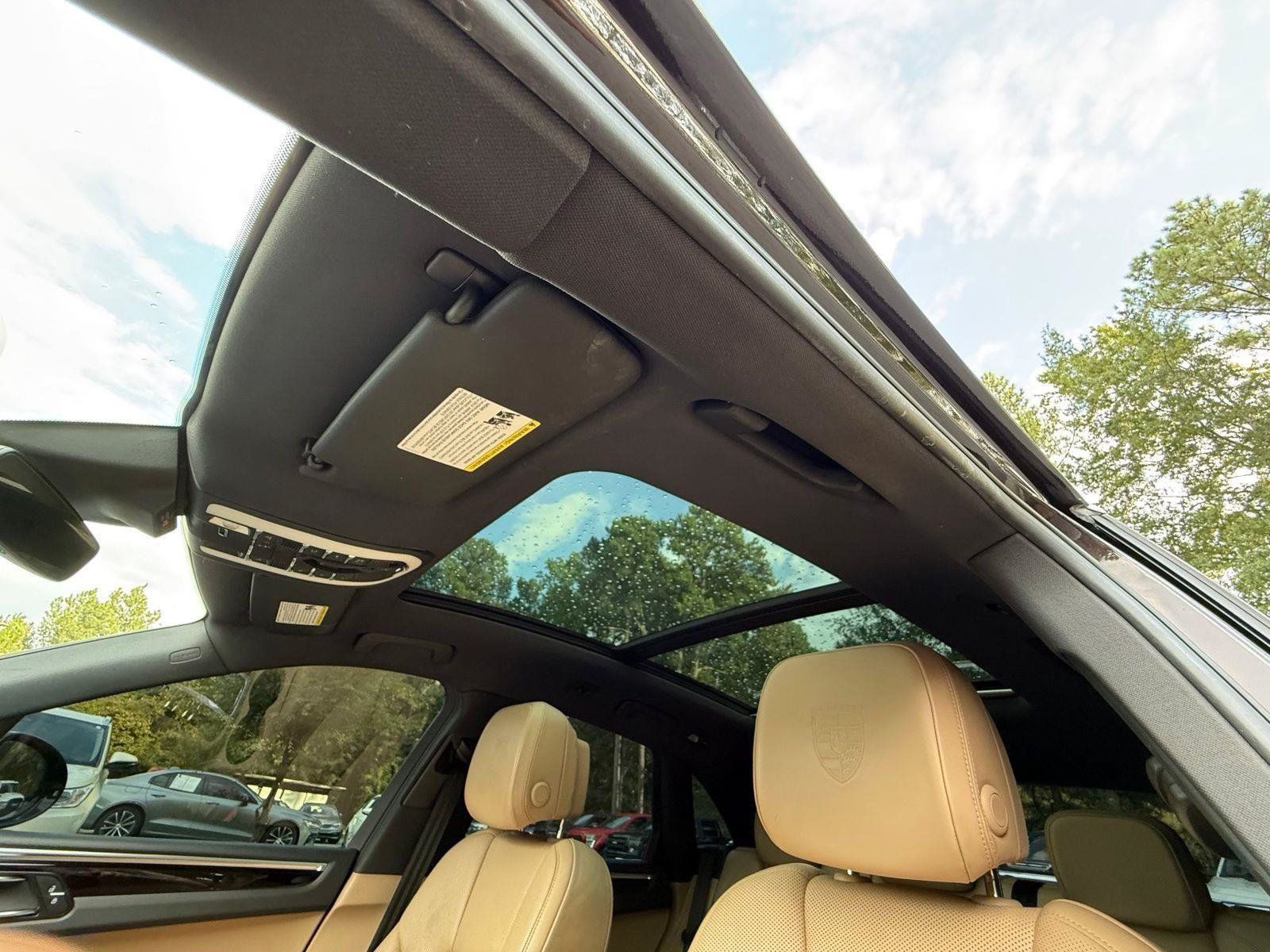 Used 2020 Porsche Macan S AWD/4WD image 51