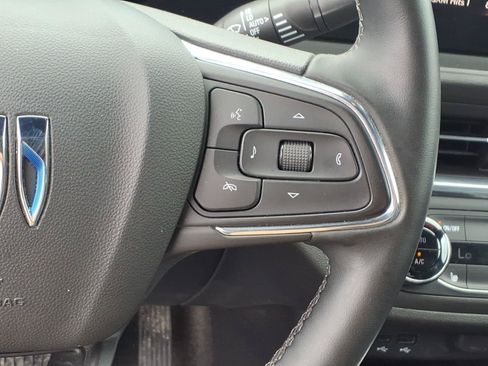 Used 2025 Buick Envista Preferred w/ Convenience I Package FWD image 19
