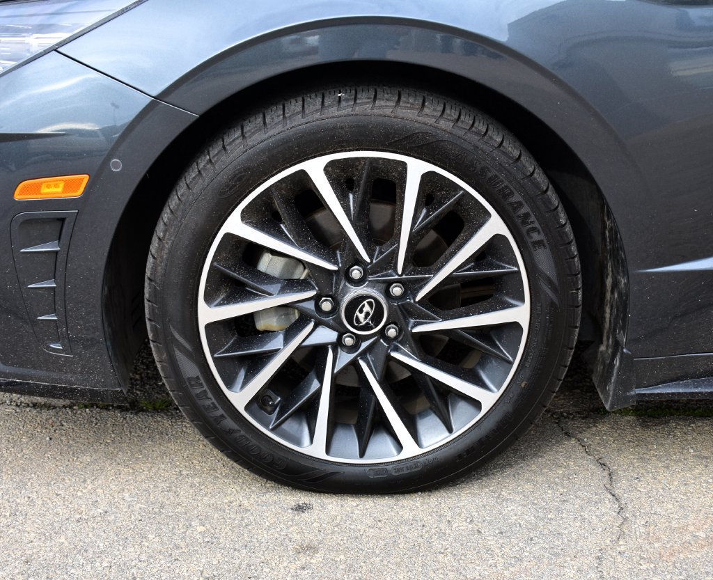 Used 2022 Hyundai Sonata Limited FWD image 6