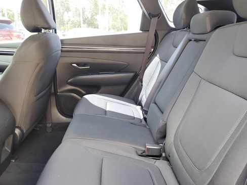 Used 2023 Hyundai Tucson SE FWD image 11
