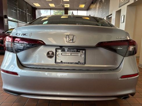 Used 2025 Honda Civic Sport image 11