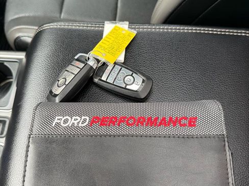 Used 2019 Ford F150 Raptor w/ Equipment Group 802A Luxury AWD/4WD image 27