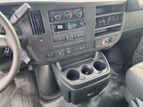 New 2025 Chevrolet Express 3500 w/ Power Convenience Package RWD image 31