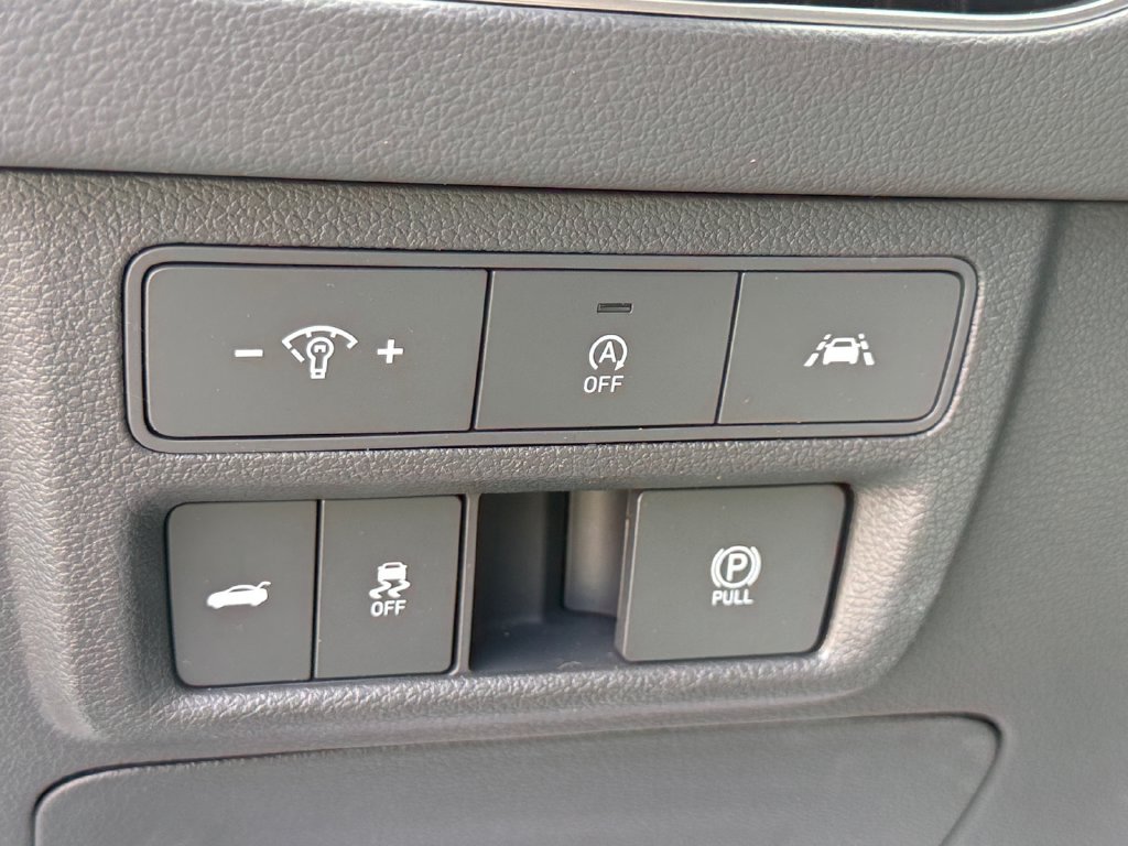 Used 2023 Hyundai Sonata SE FWD image 22