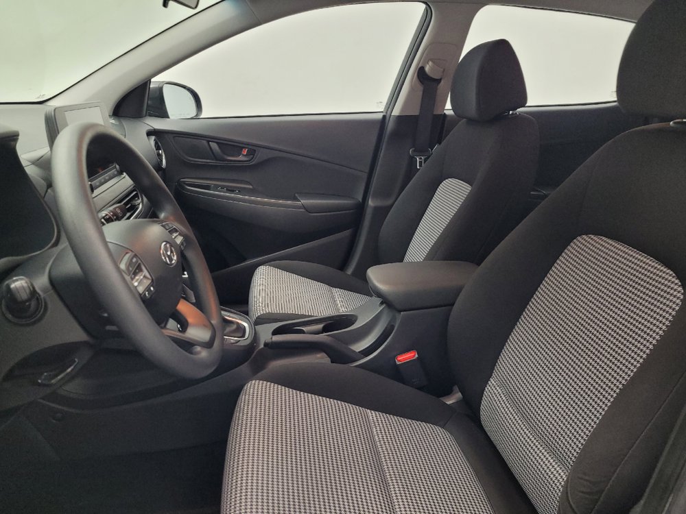 Used 2023 Hyundai Kona SE AWD/4WD image 17
