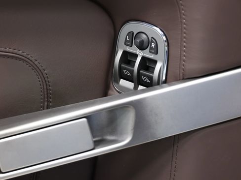 Used 2012 Aston Martin Virage Volante Convertible 2D image 9