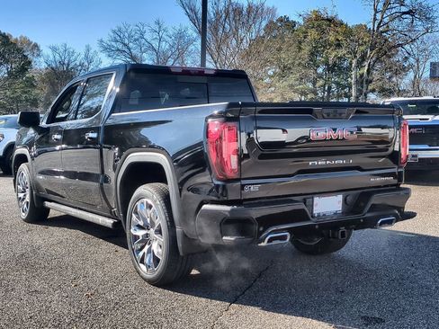 New 2026 GMC Sierra 1500 Denali image 6