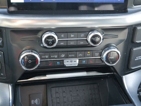 Certified 2023 Ford F150 Lariat w/ Equipment Group 502A High image 22