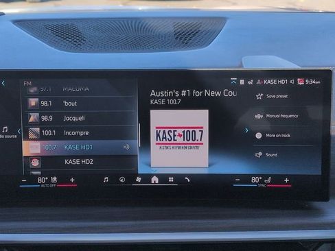 Used 2024 BMW X5 xDrive50e w/ Premium Package image 11