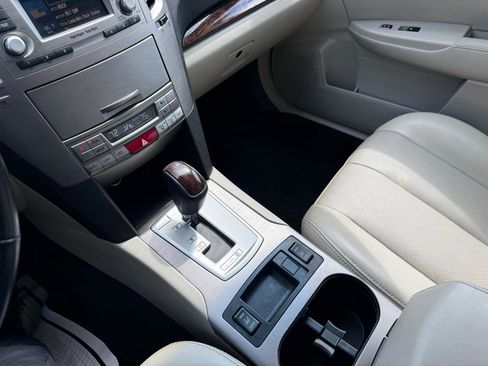 Used 2013 Subaru Legacy 3.6R Limited image 11