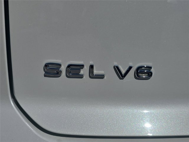 Used 2023 Volkswagen Atlas Cross Sport SEL AWD/4WD image 7