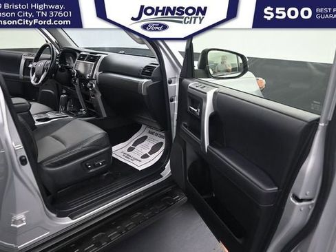 Used 2024 Toyota 4Runner SR5 Premium AWD/4WD image 14