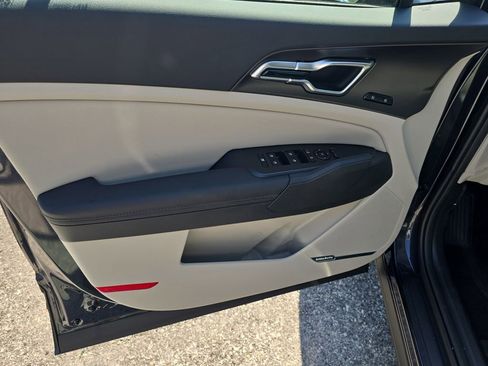 New 2026 Kia Sportage SX FWD image 18