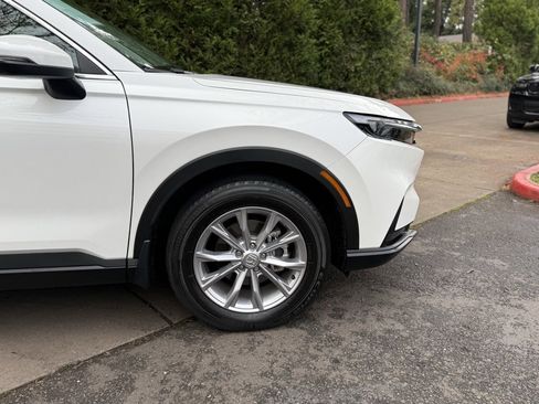 Used 2023 Honda CR-V EX image 13