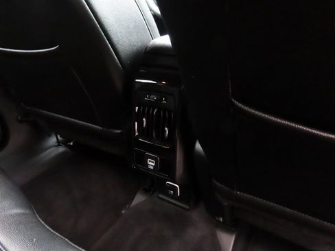 Used 2024 Jeep Compass Limited image 16