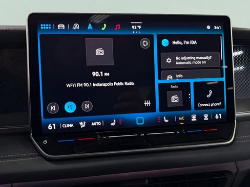 Used 2025 Volkswagen Tiguan SE image 16