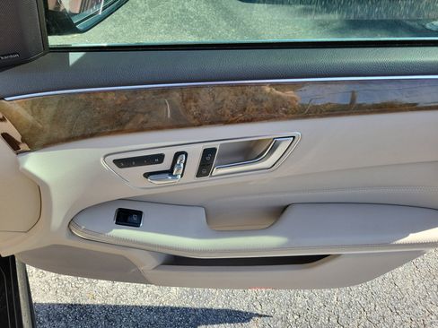 Used 2014 Mercedes-Benz E 350 Sedan image 10