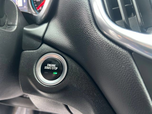 Used 2021 Chevrolet Equinox LT FWD image 29