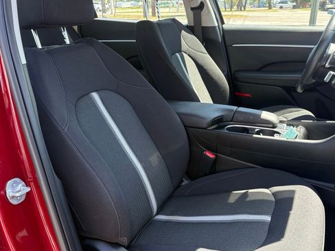 Used 2024 Hyundai Sonata SEL w/ Convenience Package FWD image 15