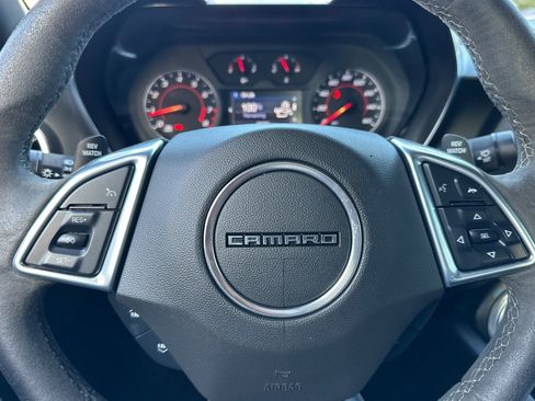 Used 2021 Chevrolet Camaro LT image 14