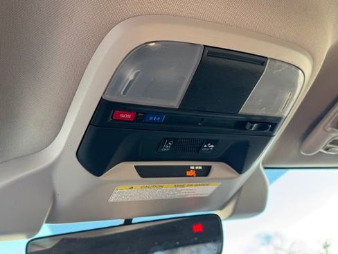 Used 2022 Subaru Crosstrek 2.0i Premium w/ Popular Package #4 image 27