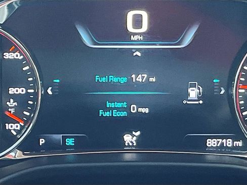 Used 2019 GMC Acadia Denali w/ Technology Package FWD image 12