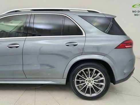 Used 2025 Mercedes-Benz GLE 350 4MATIC image 10