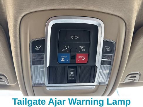 Used 2019 RAM 1500 Laramie AWD/4WD image 26